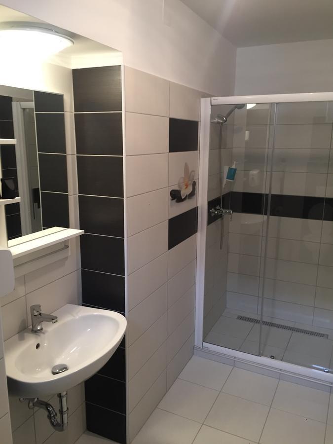Pizza Tabor Apartman Miskolc Buitenkant foto